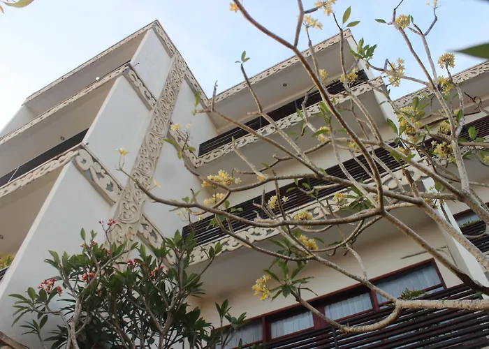 Anumana Bay View Hotel