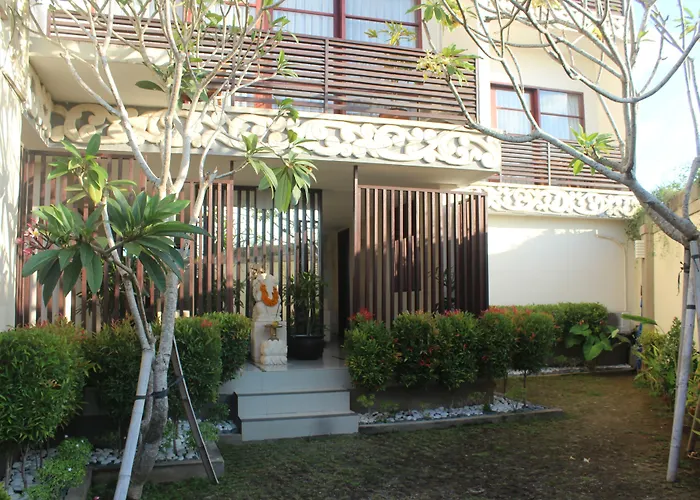 Anumana Bay View Hotel 3*